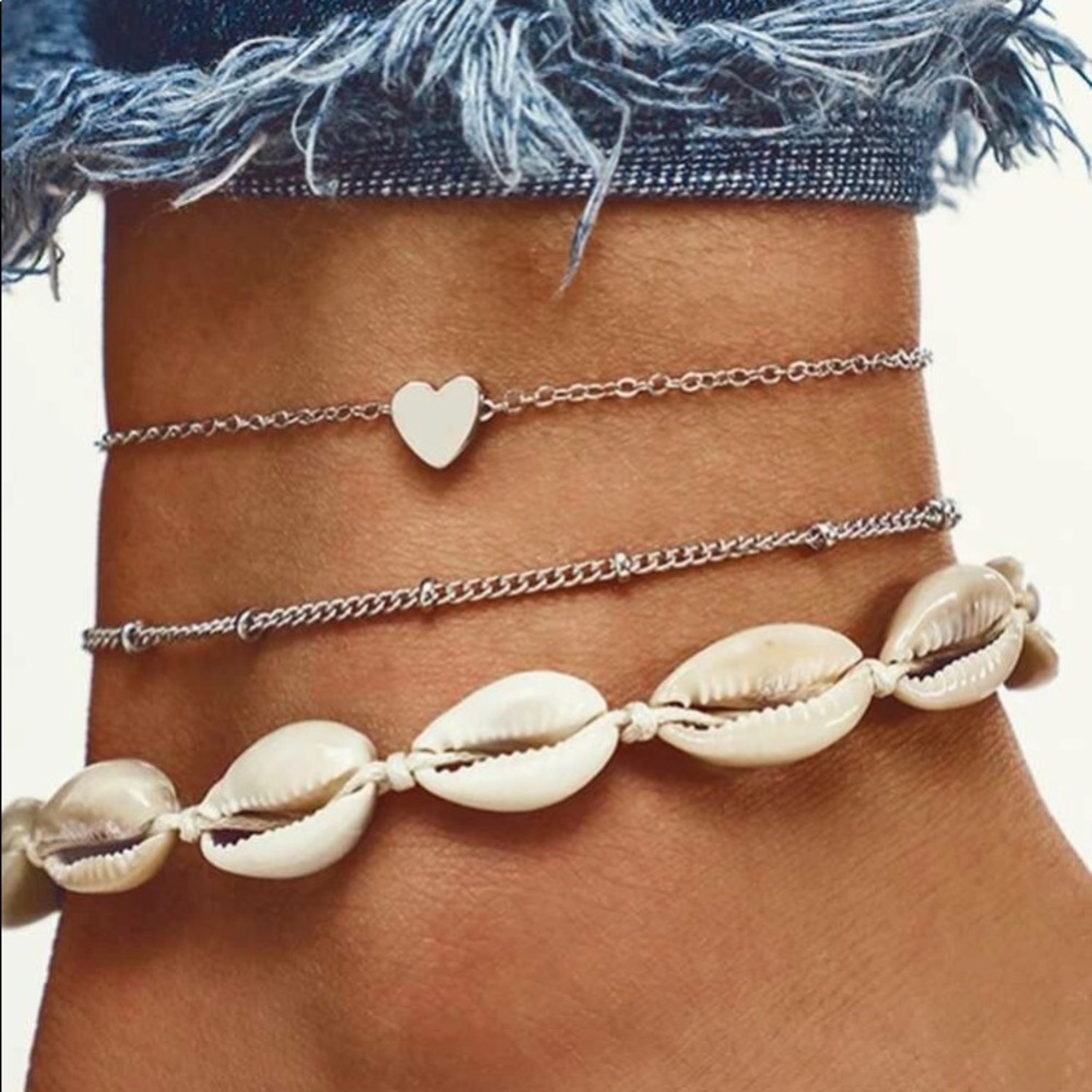 - Shell & Heart Silver Triple Layer Anklet Set! NEW!